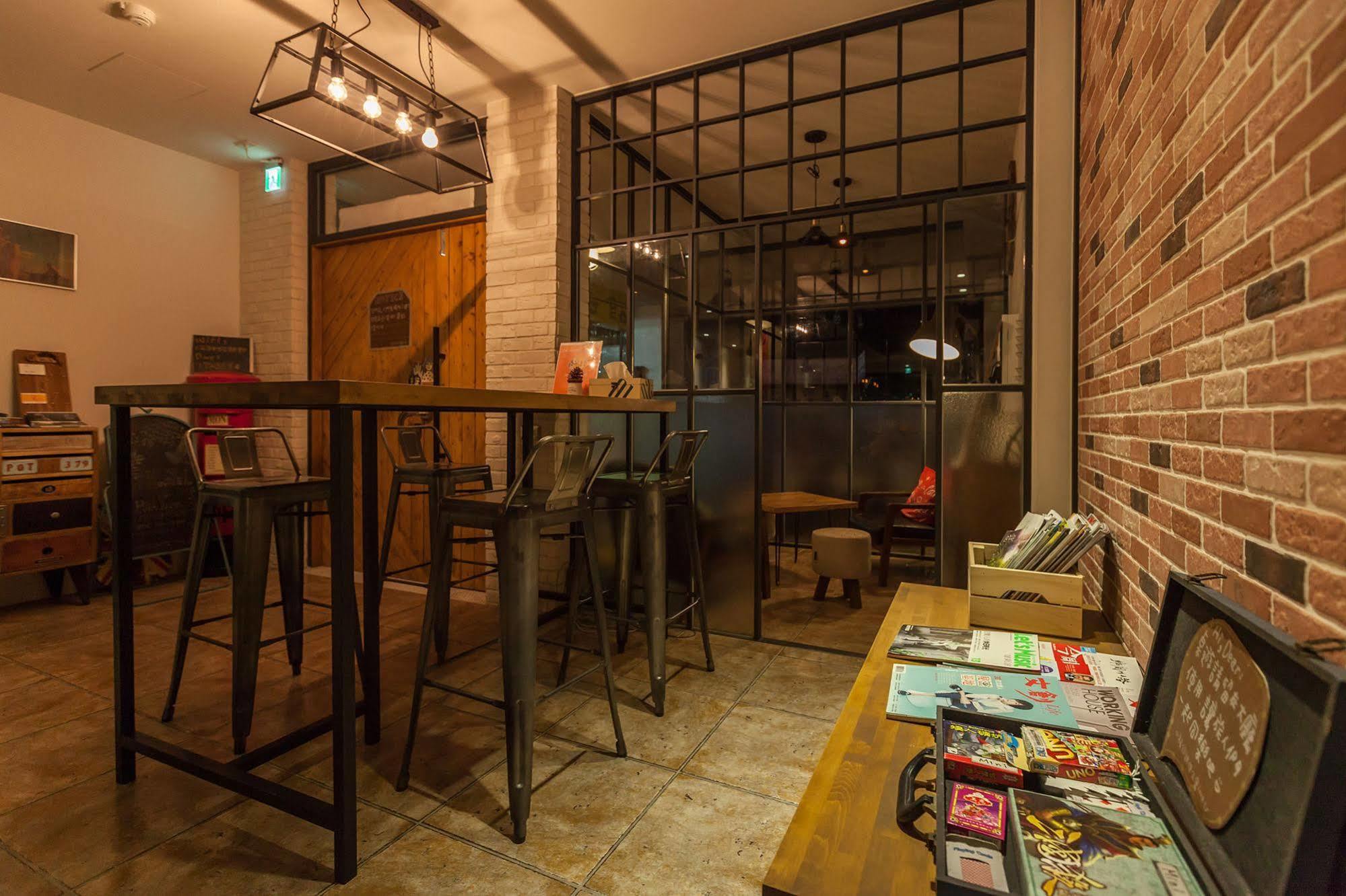 Mini Voyage Hostel Hualien City Exterior photo